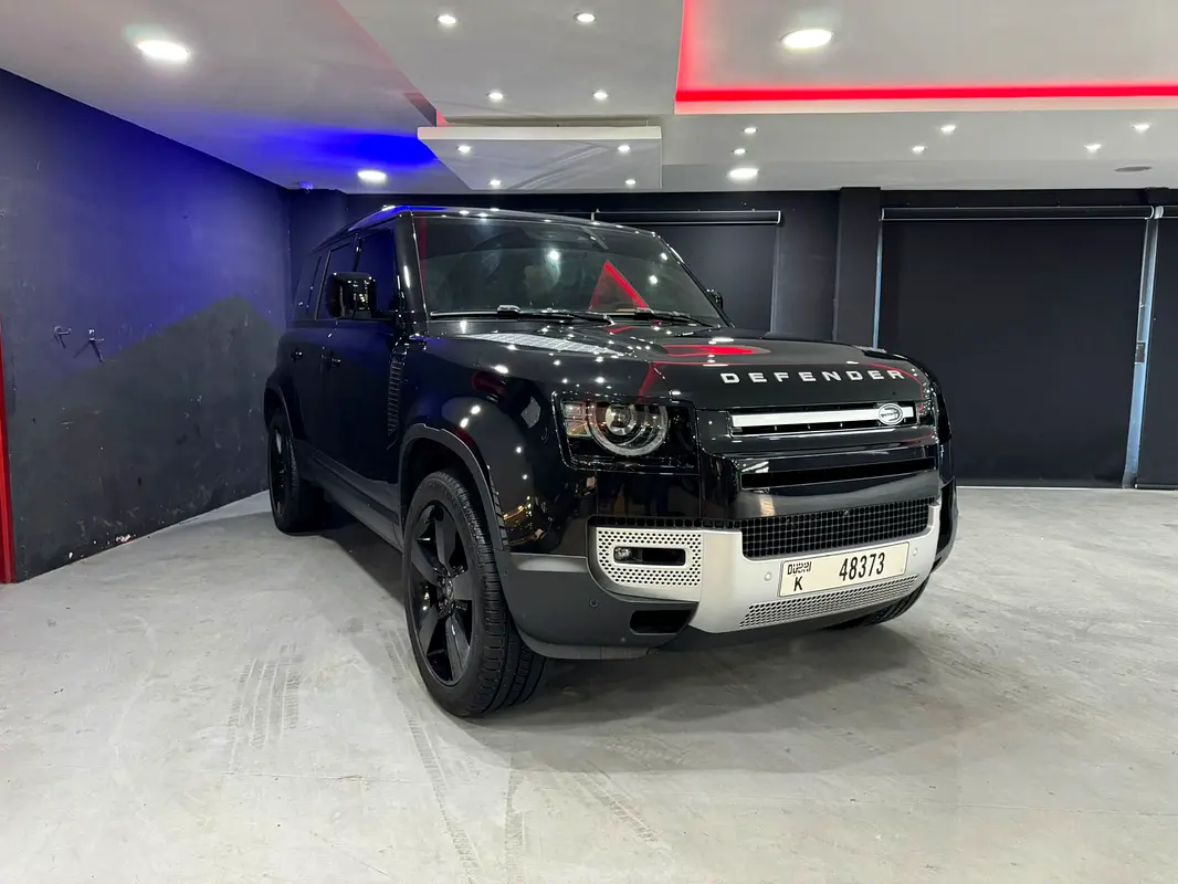 Hire 2024 Land Rover Defender in Al Quoz 4 photo 3