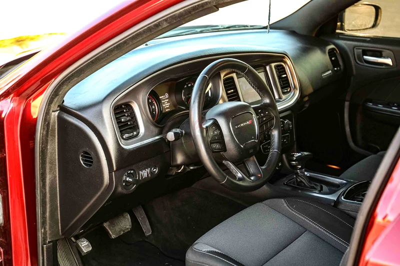 Hire 2021 Dodge Charger in Al Quoz 4 photo 5