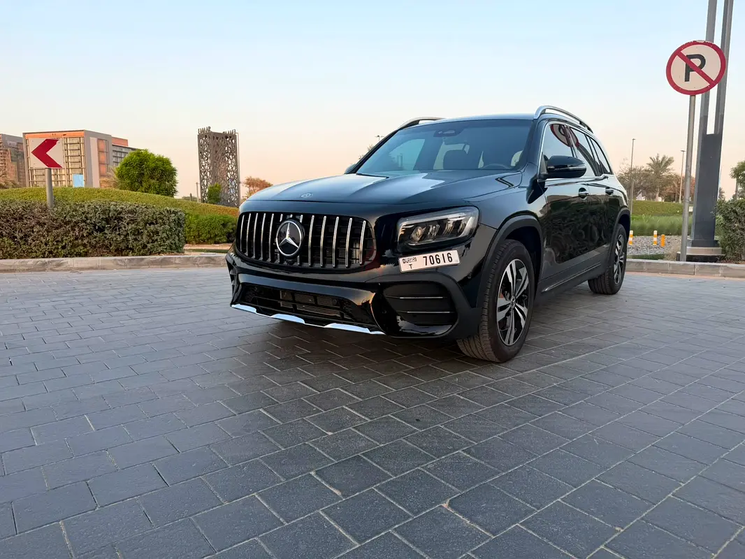 Rent a 2026 Mercedes-Benz GLB-Class in Al Quoz 4 photo 3