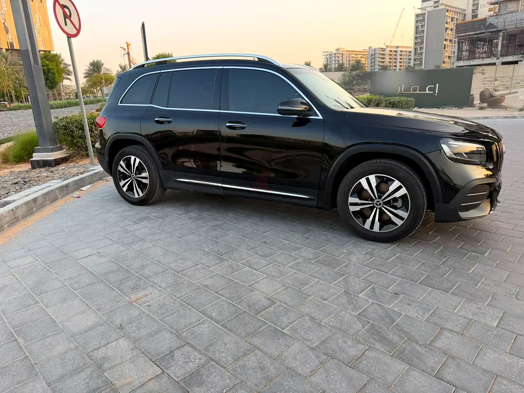 Rent a 2026 Mercedes-Benz GLB-Class in Al Quoz 4 photo 10