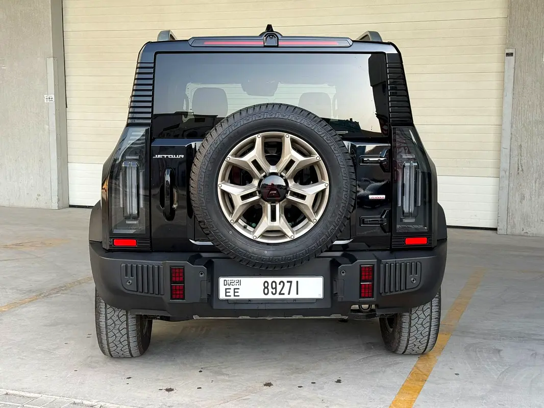 Rent a 2025 Jetour T2 in Al Quoz 4 photo 5