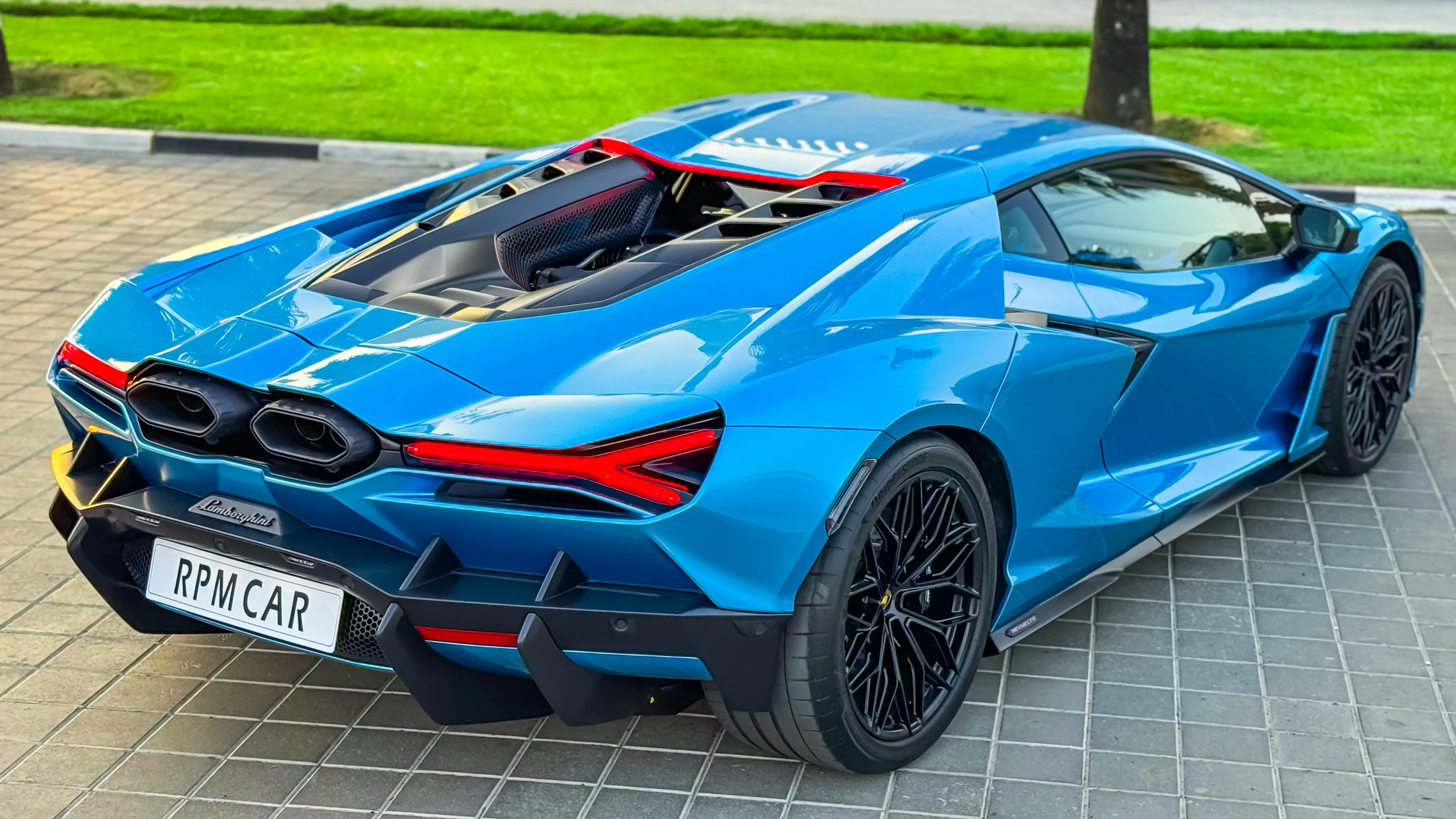 2024 Lamborghini Revuelto Blue Rental in Dubai photo 3