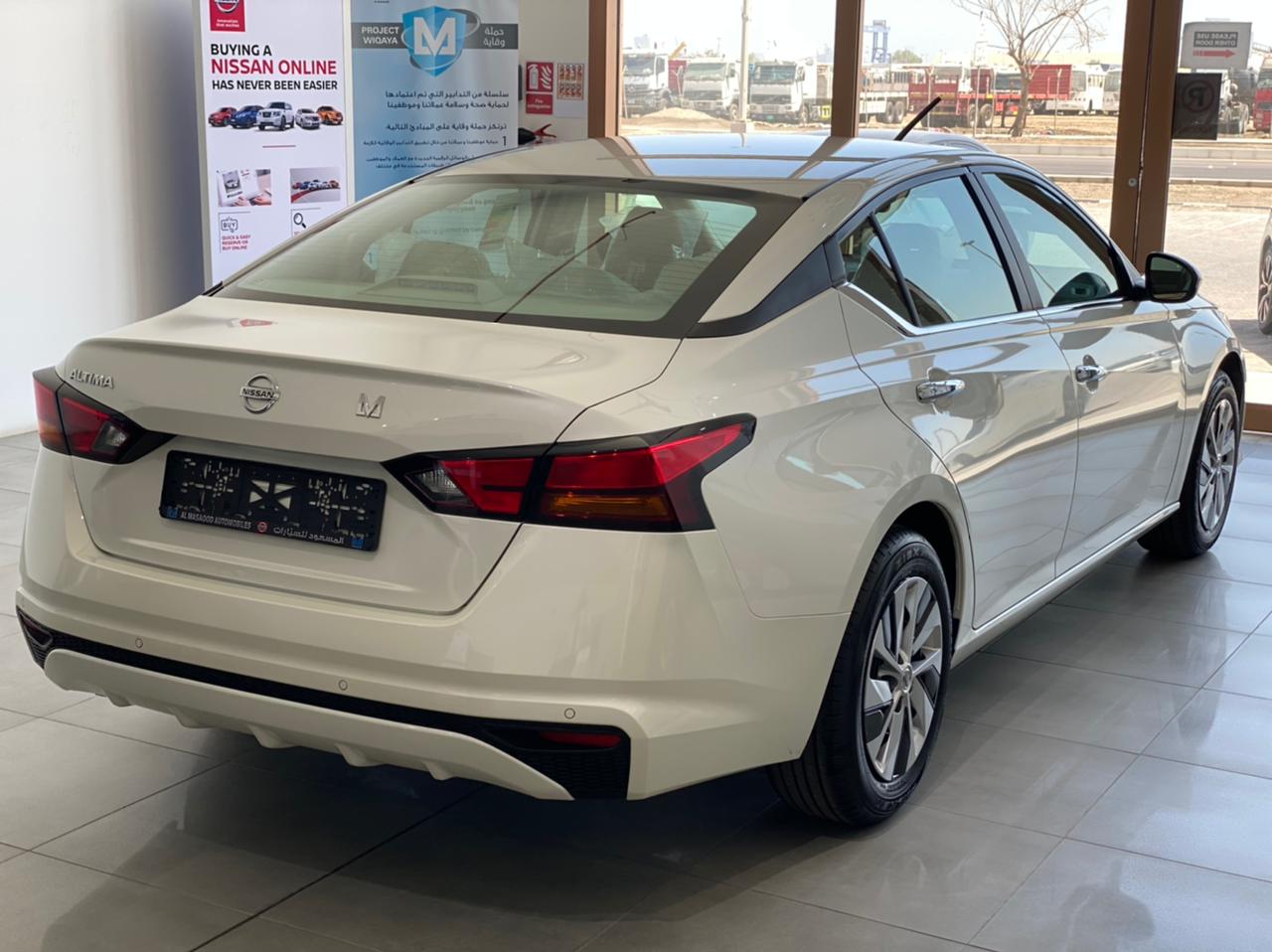 2022 Nissan Altima White Rental in Dubai photo 5