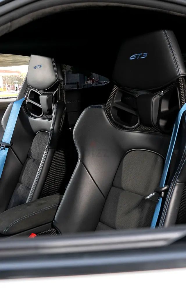 2024 Porsche 911 for Rent in Business Bay photo 7