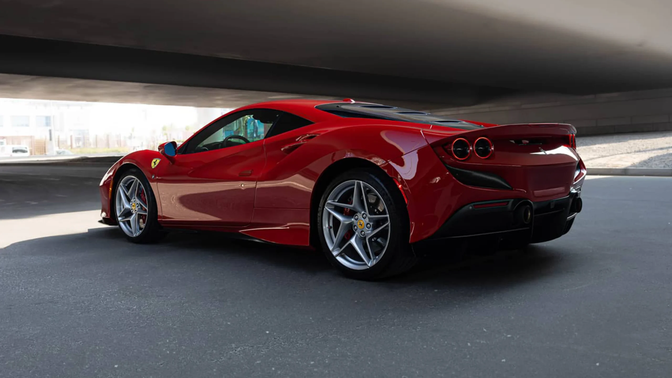 Hire Ferrari F8 Tributo Red in Dubai photo 2
