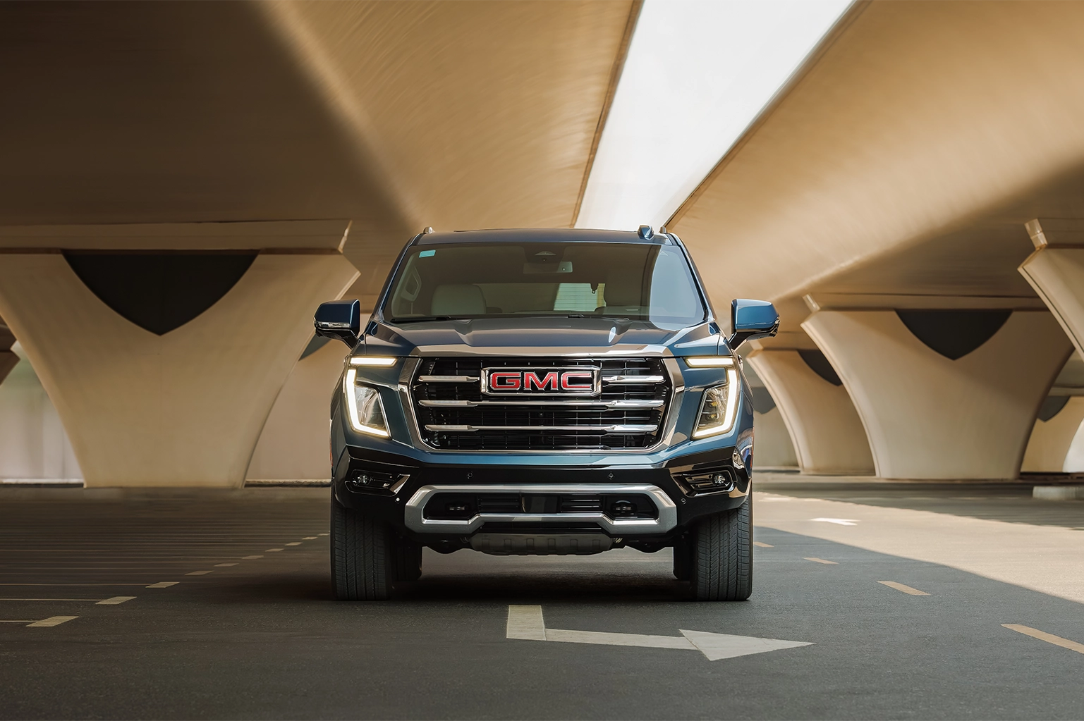 Rent GMC Yukon Denali Black in Dubai
