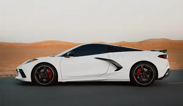 Rent a Chevrolet Corvette Convertible Red in Dubai photo 4