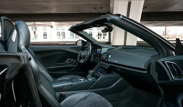 Rent a Audi R8 Spyder Grey in Dubai photo 8