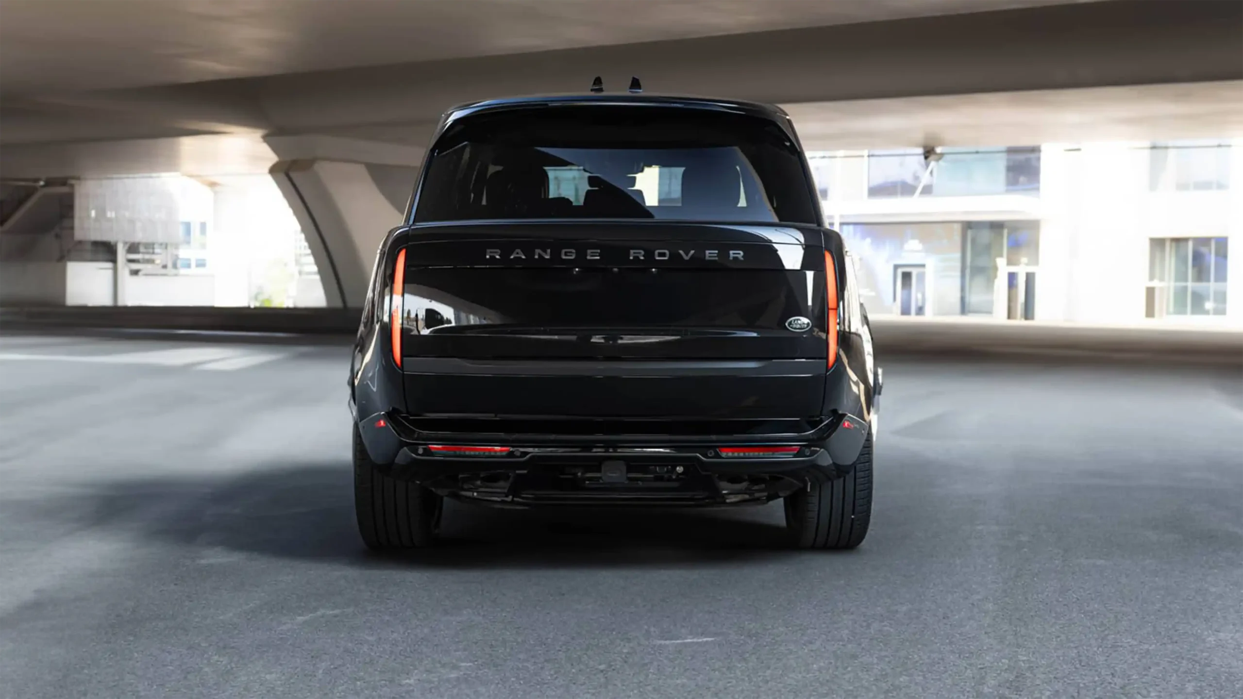 Rent Land Rover Range Rover Vogue Black in Dubai photo 2