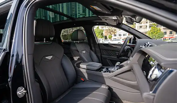 Bentley Bentayga Black for Rent in Dubai photo 5