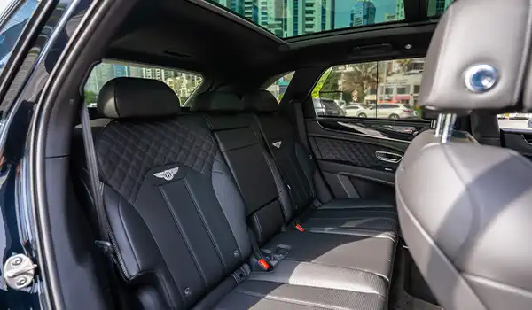 Bentley Bentayga Black for Rent in Dubai photo 6