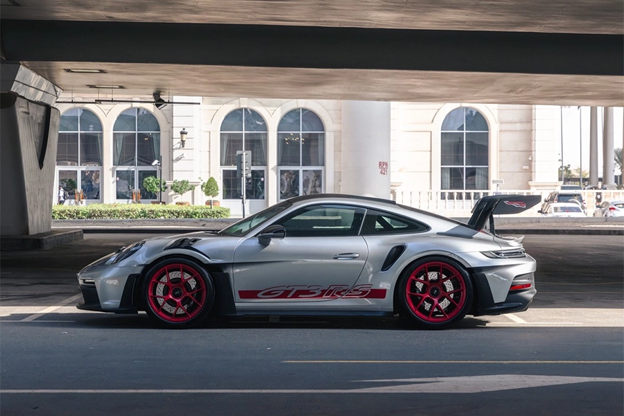 Rent Porsche 911 GT3 RS Grey in Dubai photo 4