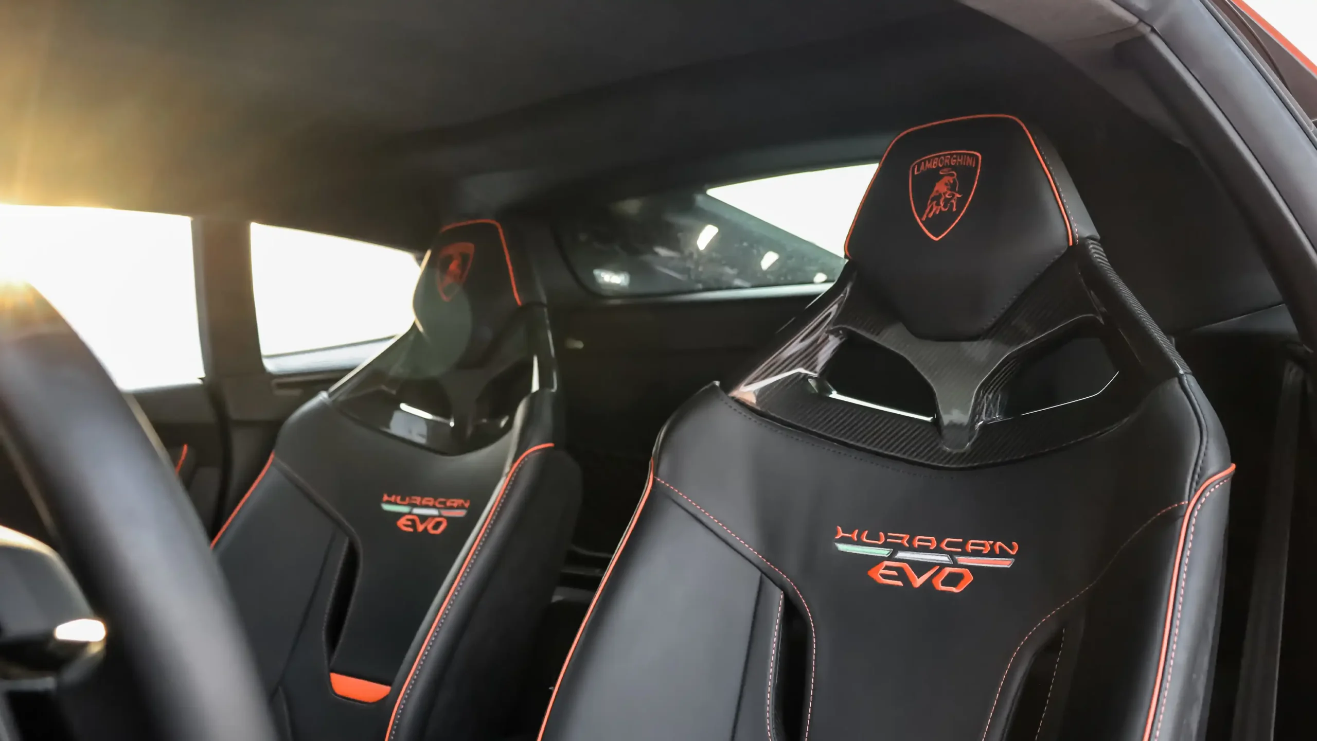 Lamborghini Huracan EVO Black for Rent in Dubai photo 5