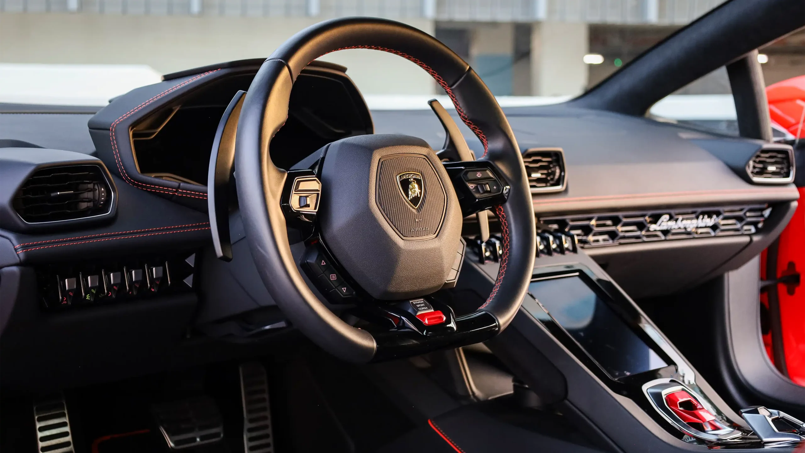 Lamborghini Huracan EVO Black for Rent in Dubai photo 6