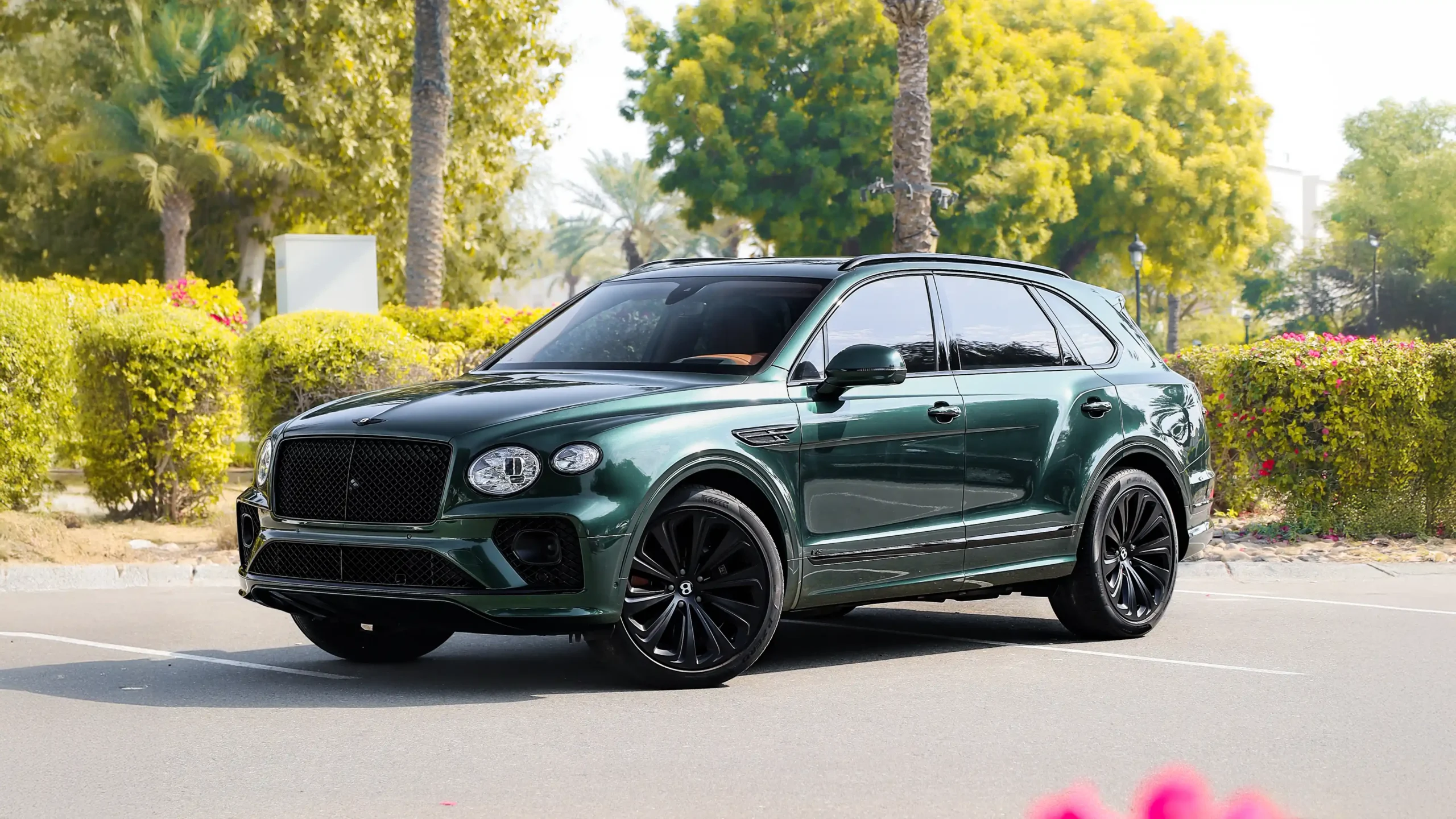 Bentley Bentayga Green for Rent in Dubai