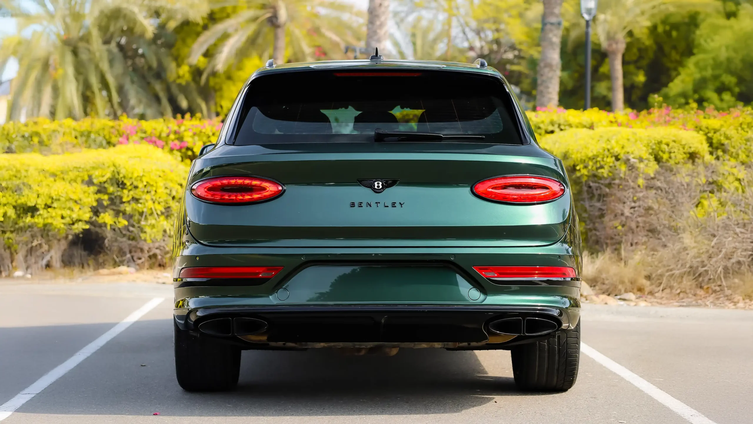 Bentley Bentayga Green for Rent in Dubai photo 5
