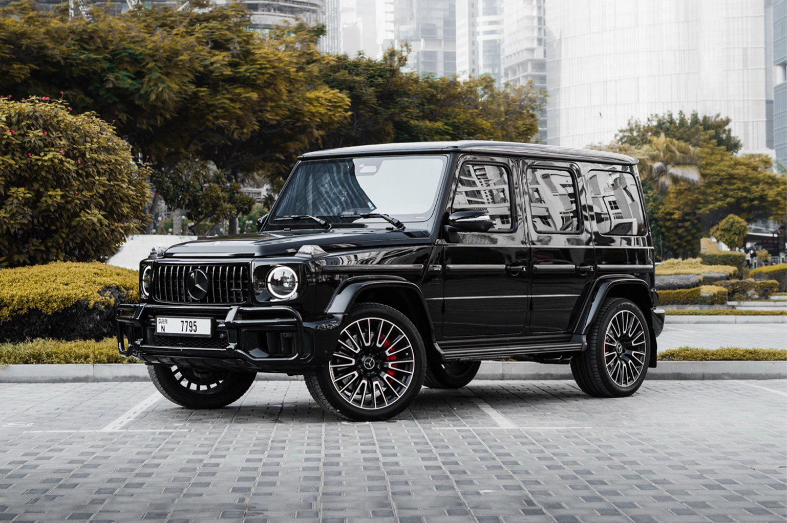 2025 Mercedes-Benz G63 AMG Black for Rent in Dubai photo 3