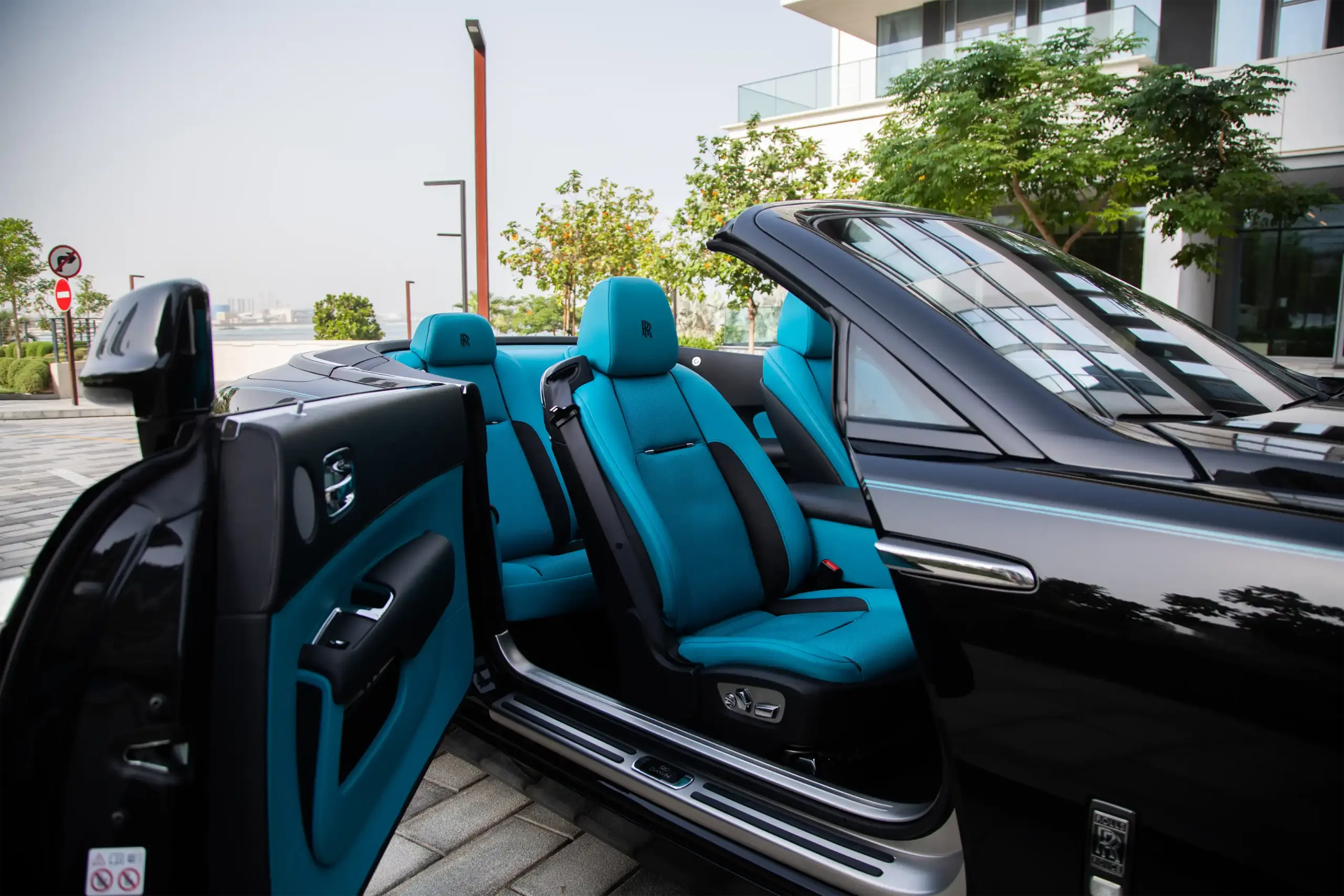 Rolls-Royce Dawn Black Rental in Dubai photo 6