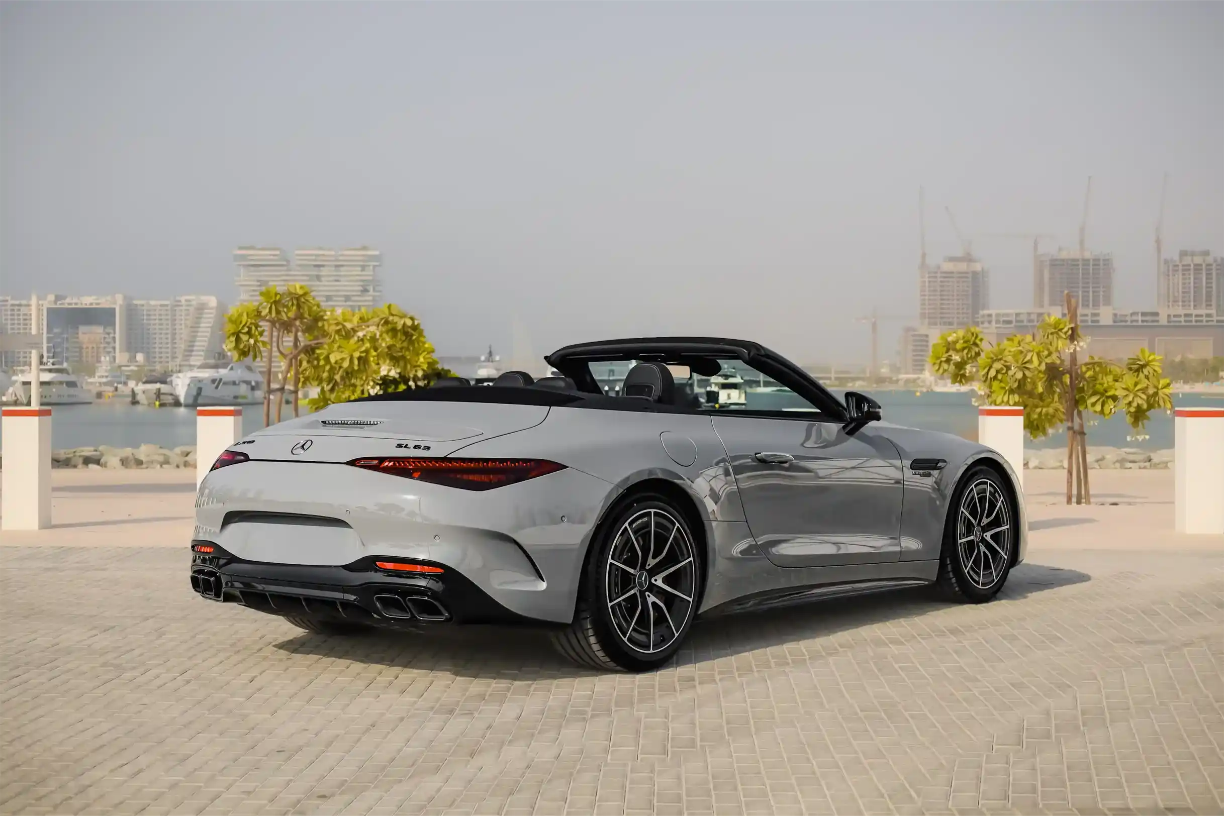 Rent a Mercedes-Benz SL 63 AMG Silver in Dubai photo 4