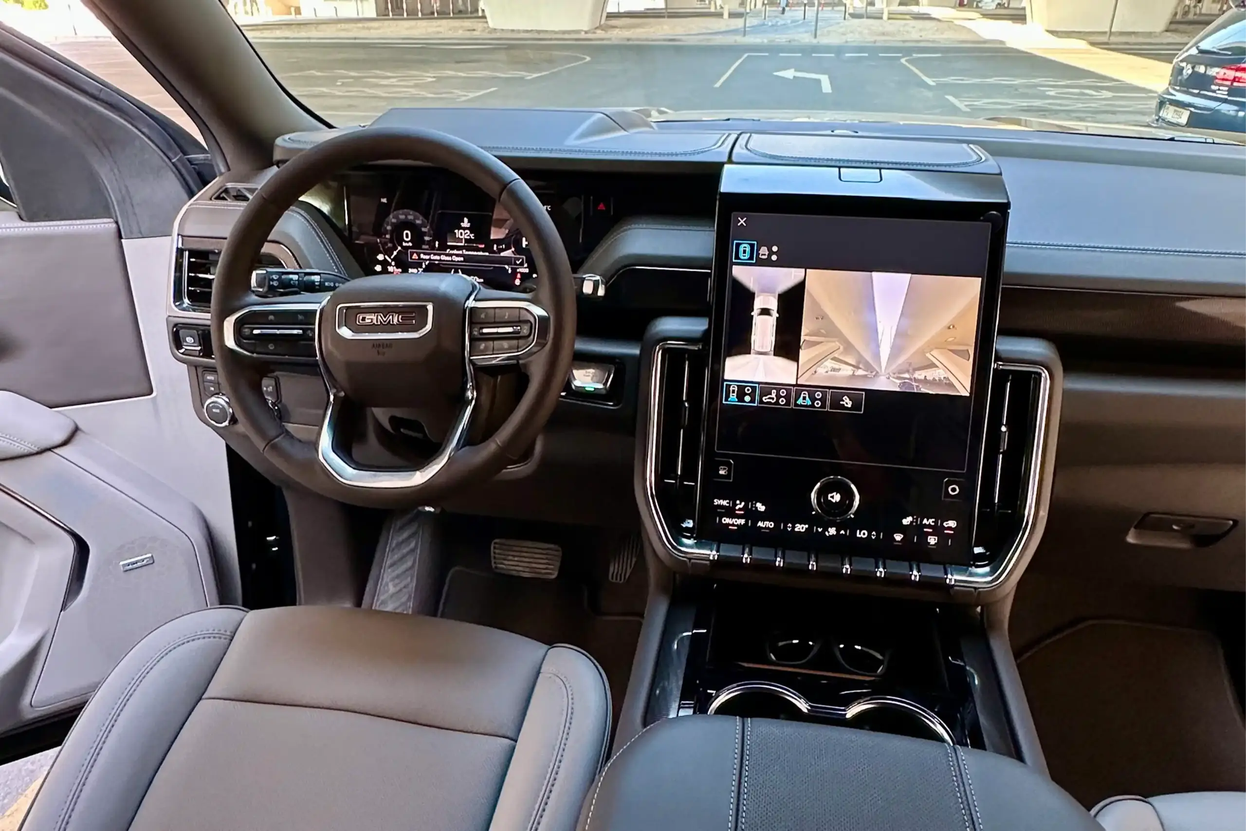 GMC Yukon Black for Rent in Dubai photo 6
