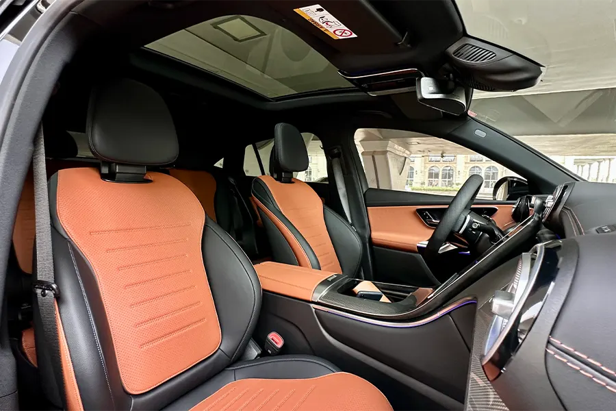 Mercedes-Benz GLC 200 White Rental in Dubai photo 7