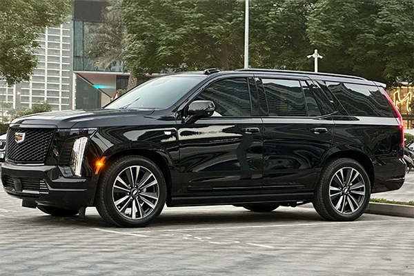 Rent a 2025 Cadillac Escalade Black in Dubai photo 3