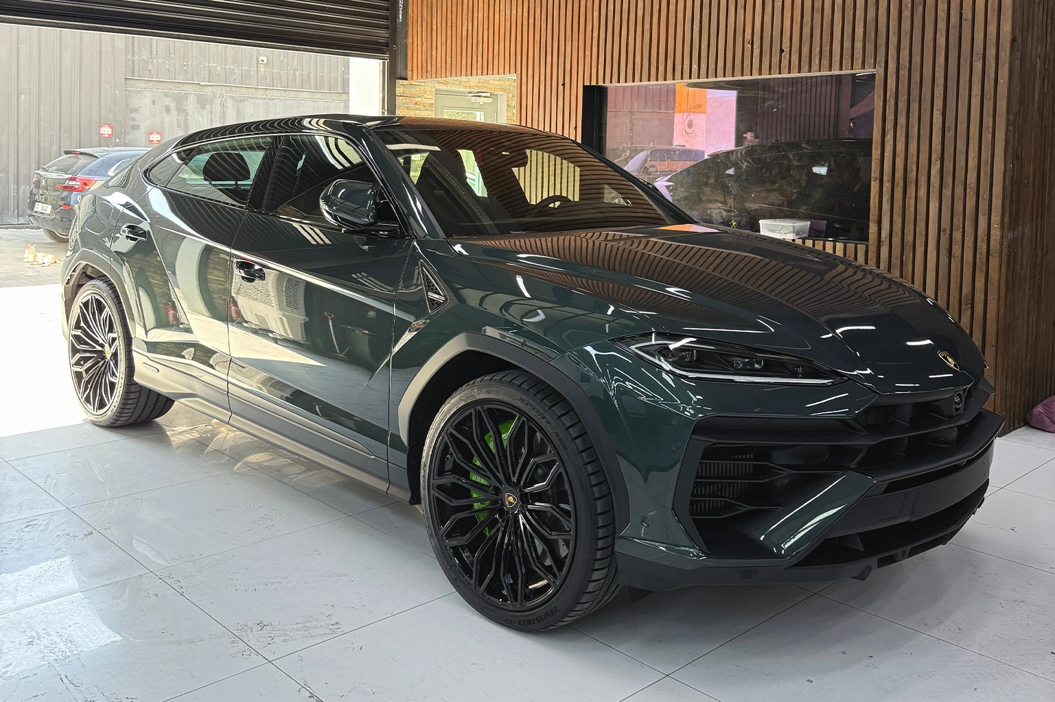 Rent a Lamborghini Urus SE Dark Green in Dubai