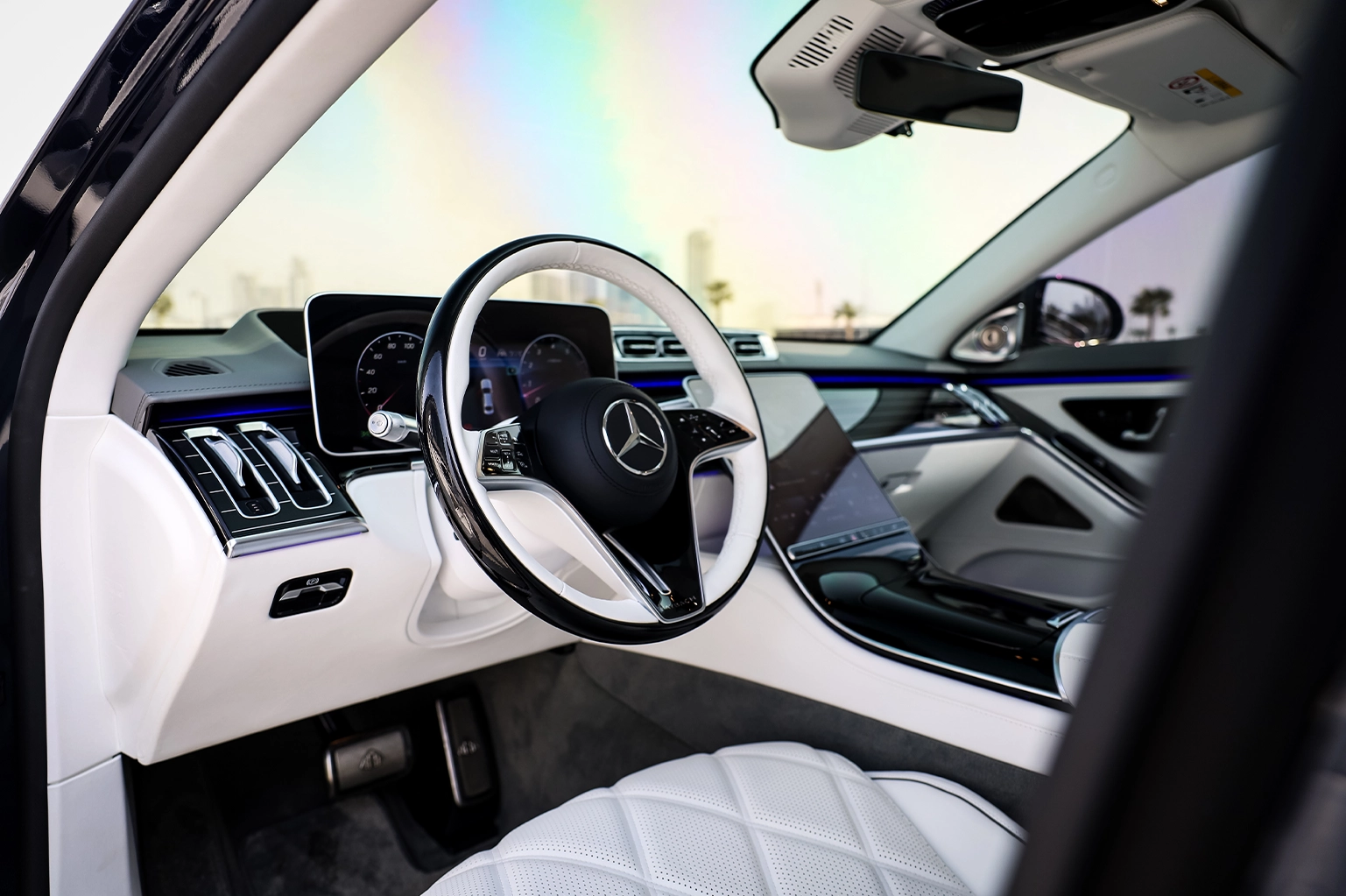 Rent Mercedes-Benz Maybach S680 Edition Silver in Dubai photo 4