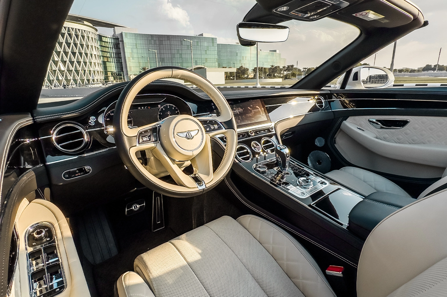 Hire Bentley Continental GTC in Dubai photo 3
