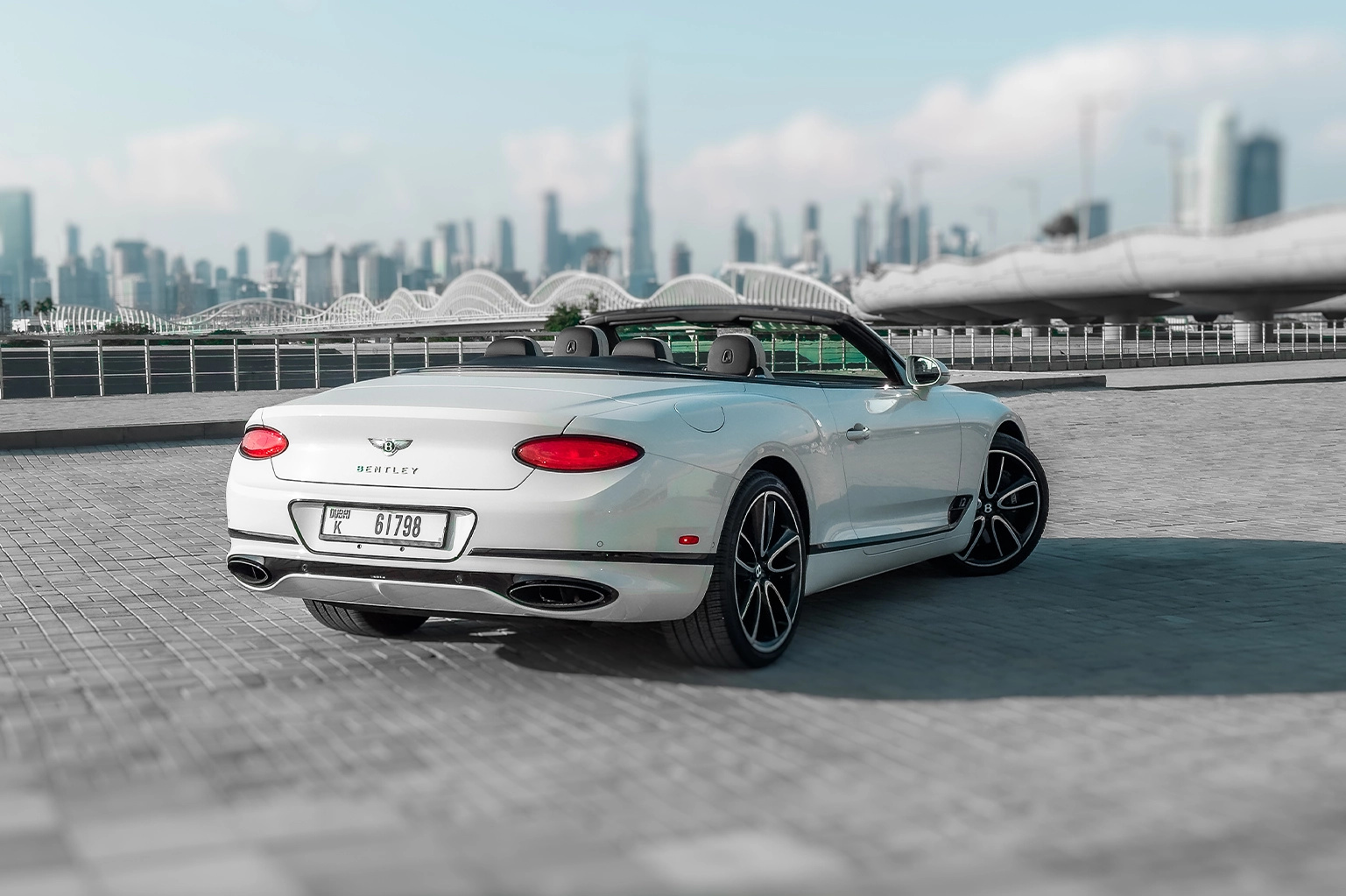 Hire Bentley Continental GTC in Dubai photo 4