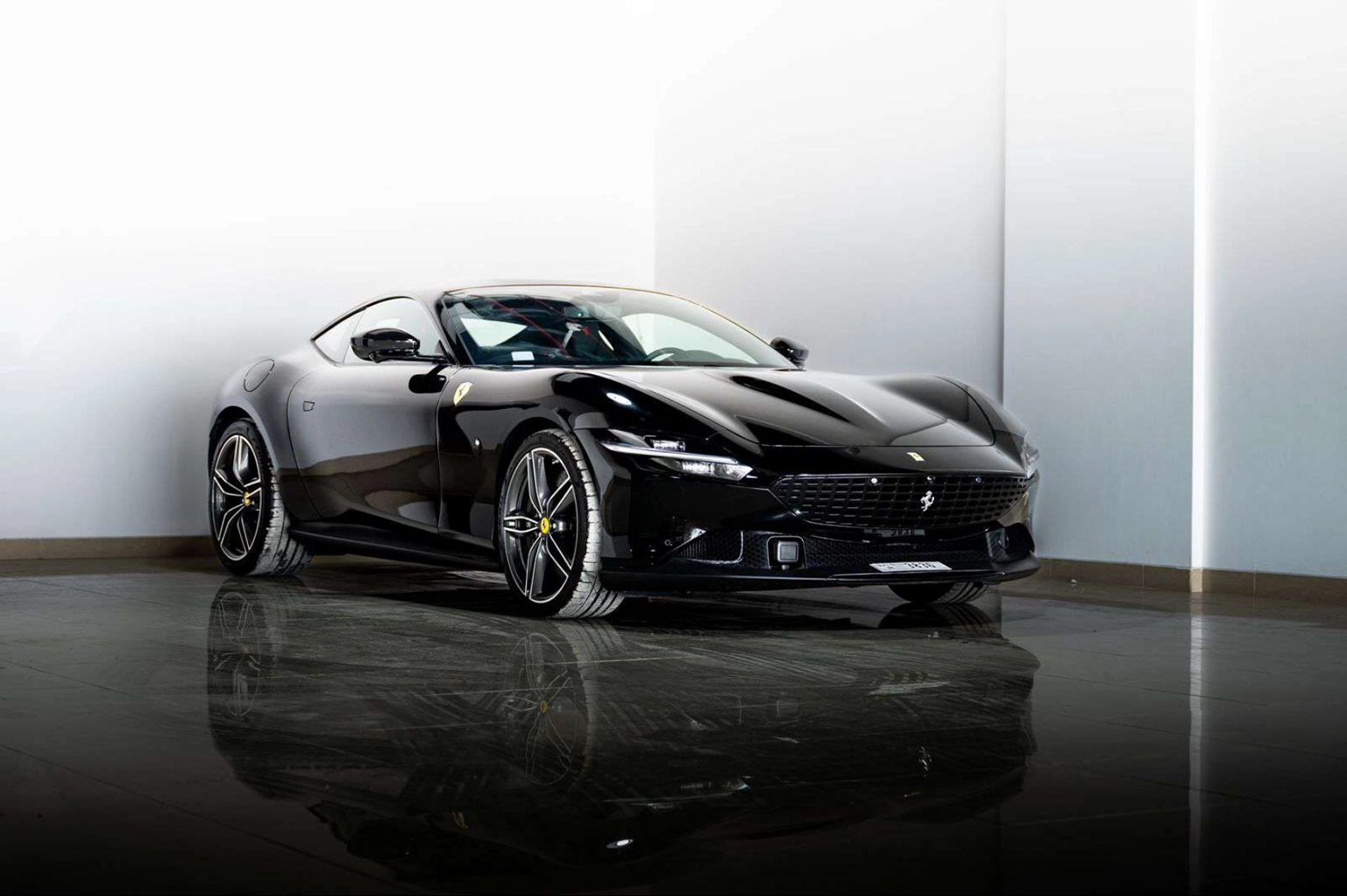 Hire Ferrari Roma Black in Dubai photo 2