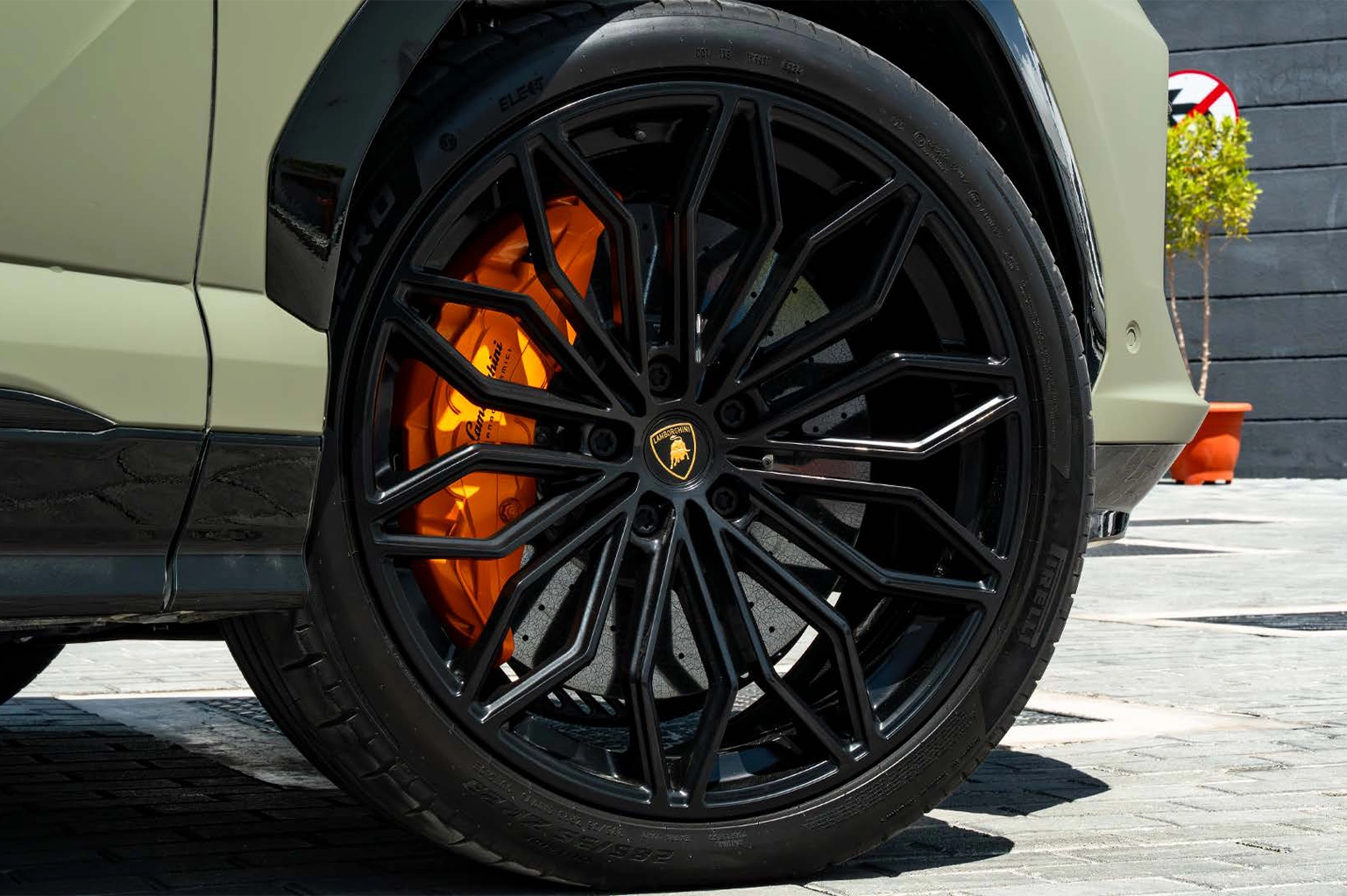 Rent a Lamborghini Urus SE Sand Beige in Dubai photo 4