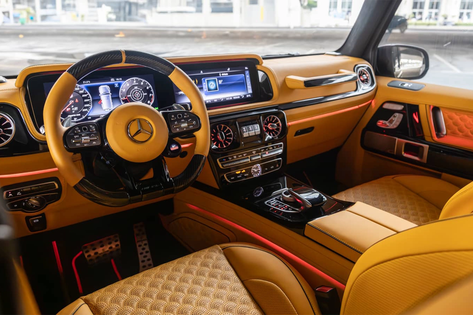 Rent Mercedes-Benz G800 Brabus in Dubai (Automatic) photo 3