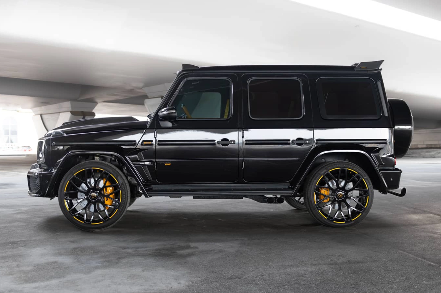 Rent Mercedes-Benz G800 Brabus in Dubai (Automatic) photo 5