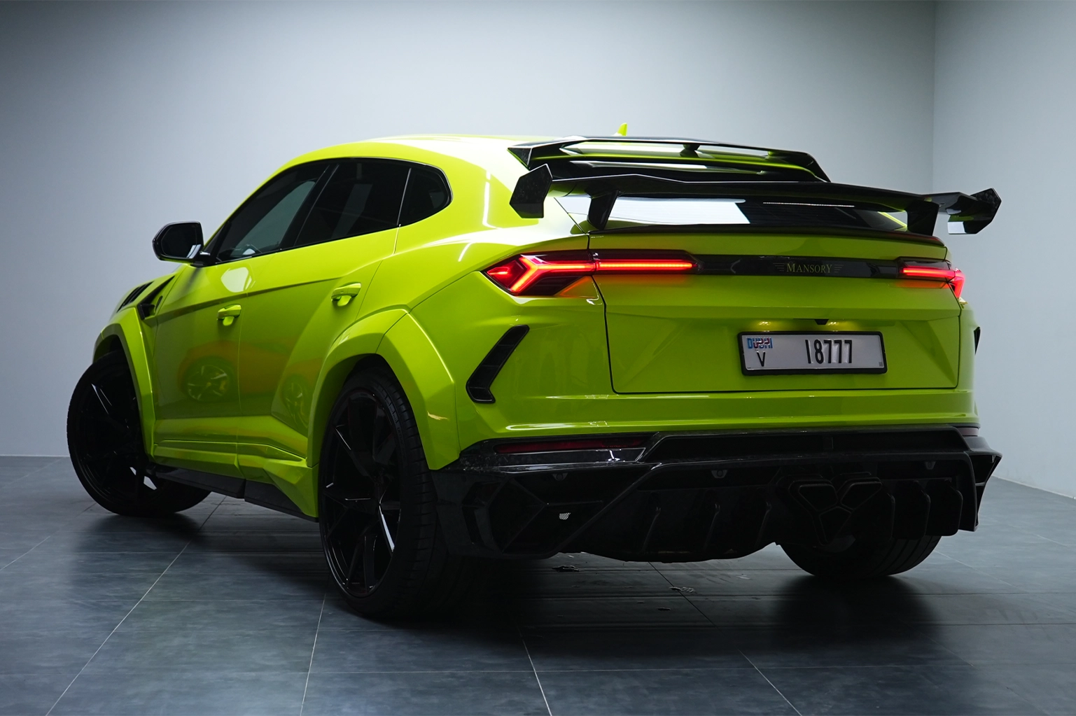 Lamborghini Urus Mansory Green for Rent in Dubai photo 3