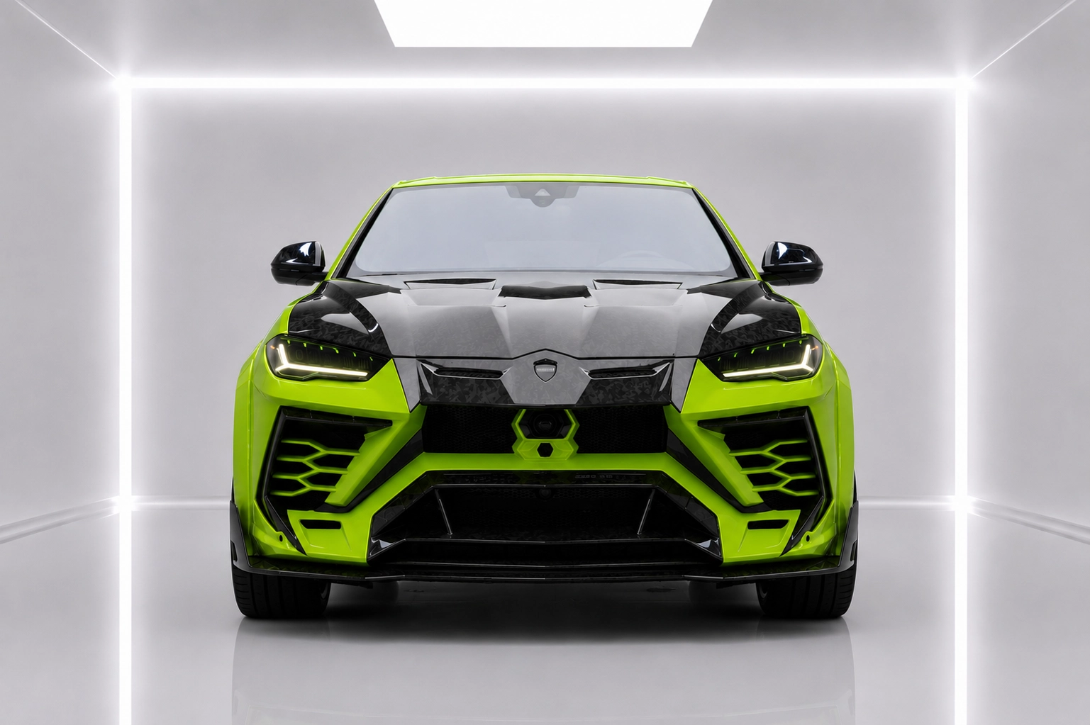 Lamborghini Urus Mansory Green for Rent in Dubai photo 6