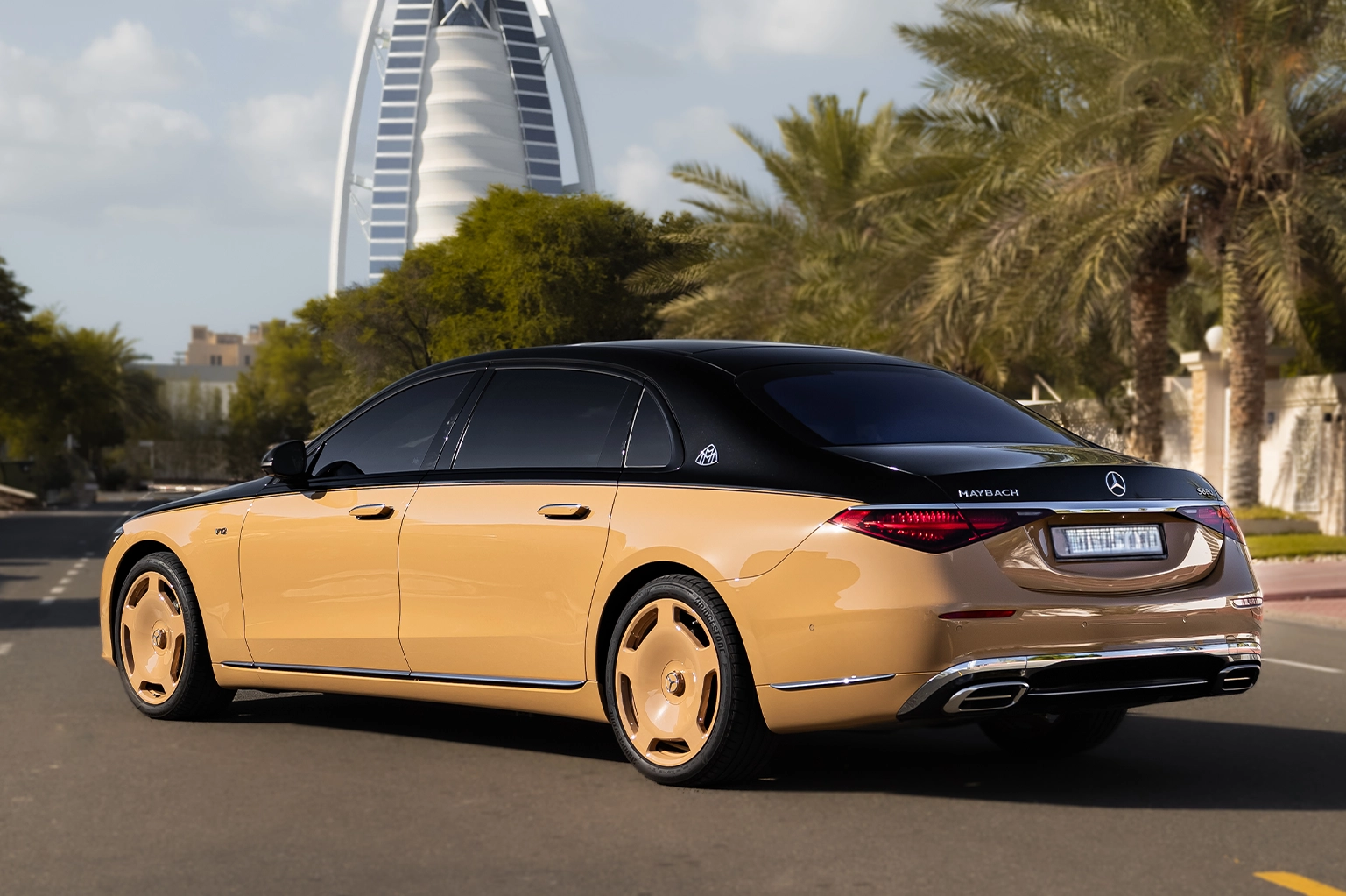 Rent a Mercedes-Benz Maybach S680 Edition in Dubai