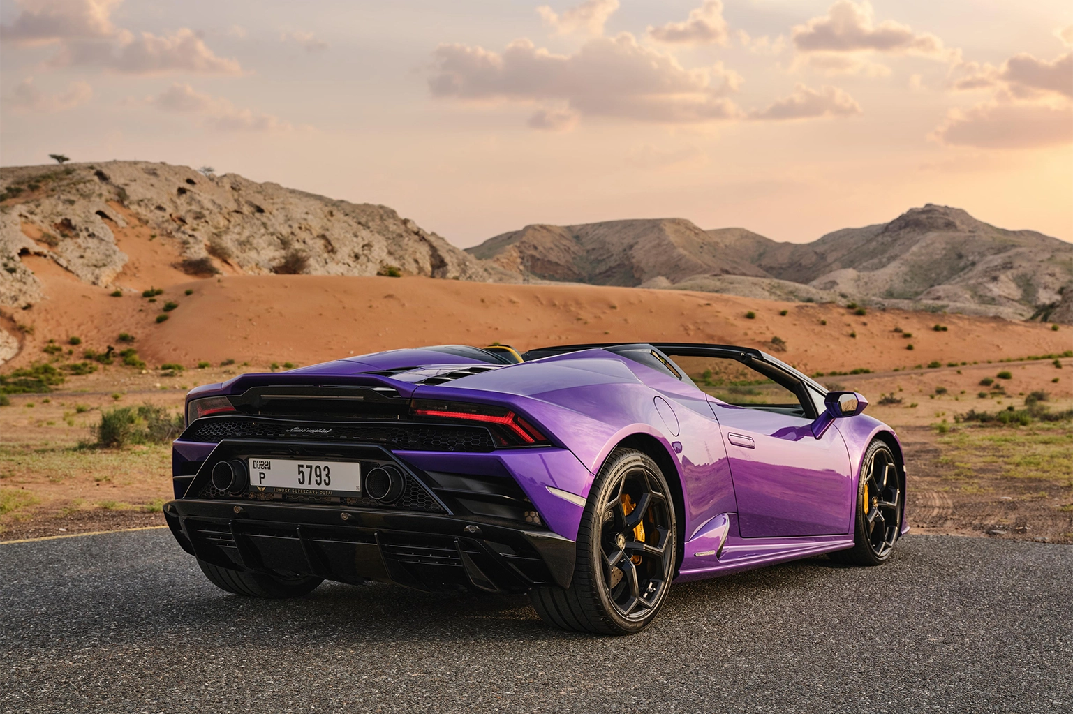 Lamborghini Huracan Purple for Rent in Dubai photo 2