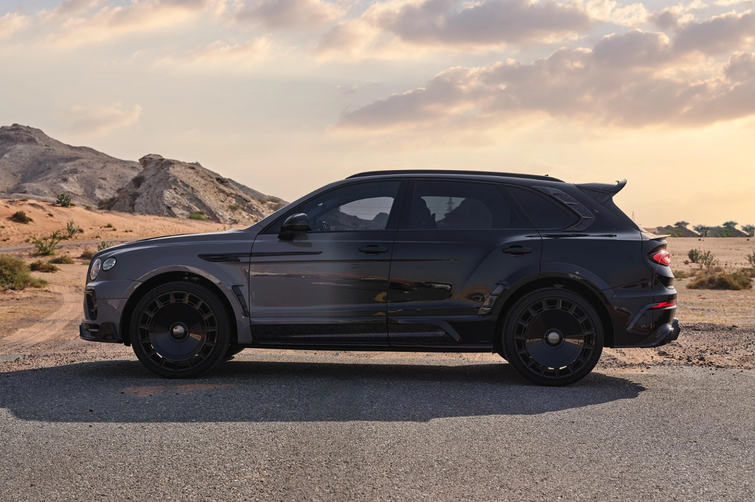 Bentley Bentayga Mansory for Rent in Dubai photo 4