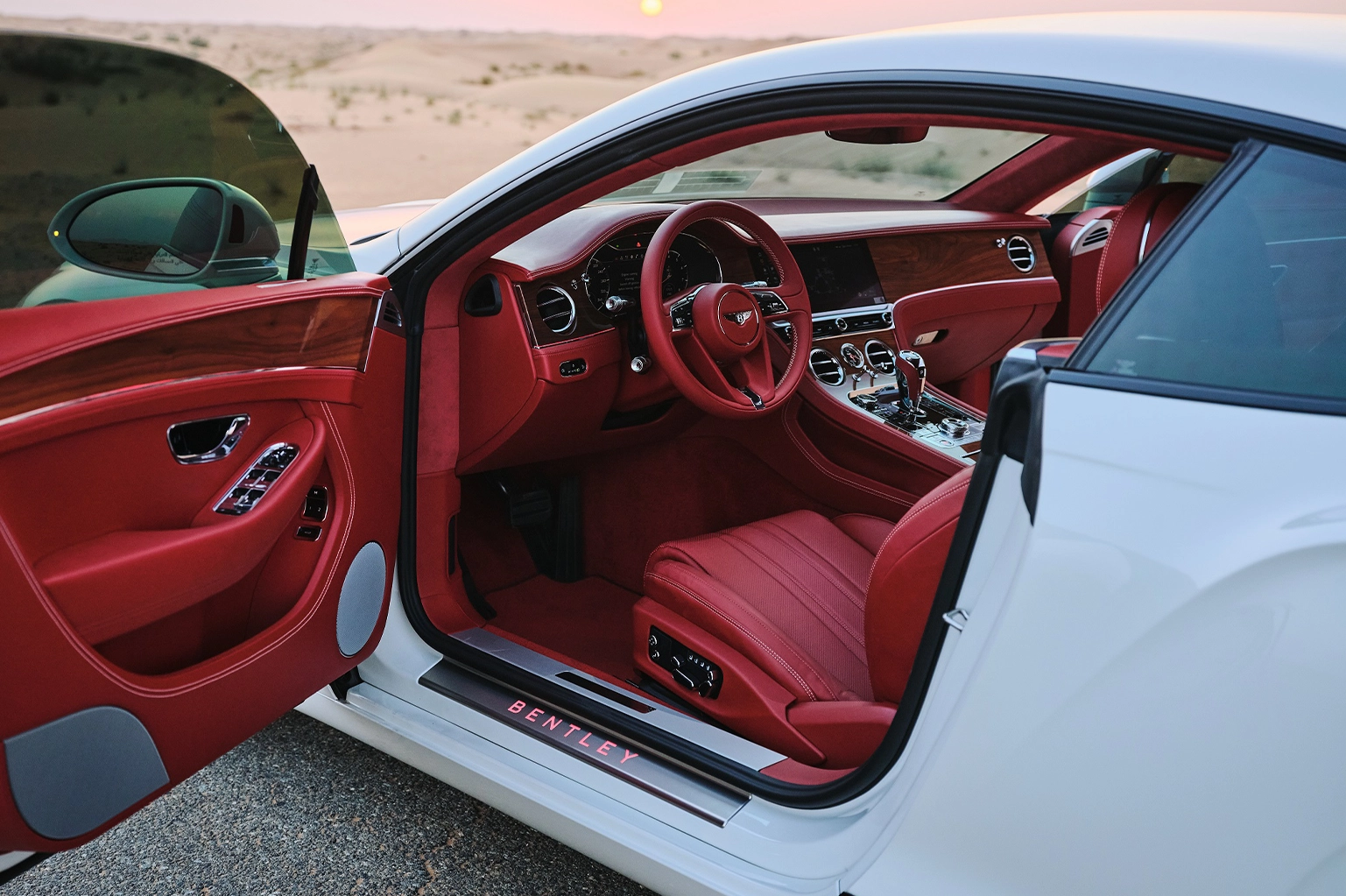 Bentley Continental GT White Rental in Dubai photo 5