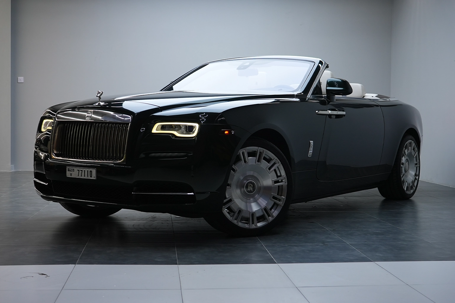 Rent Rolls-Royce Dawn Green in Dubai
