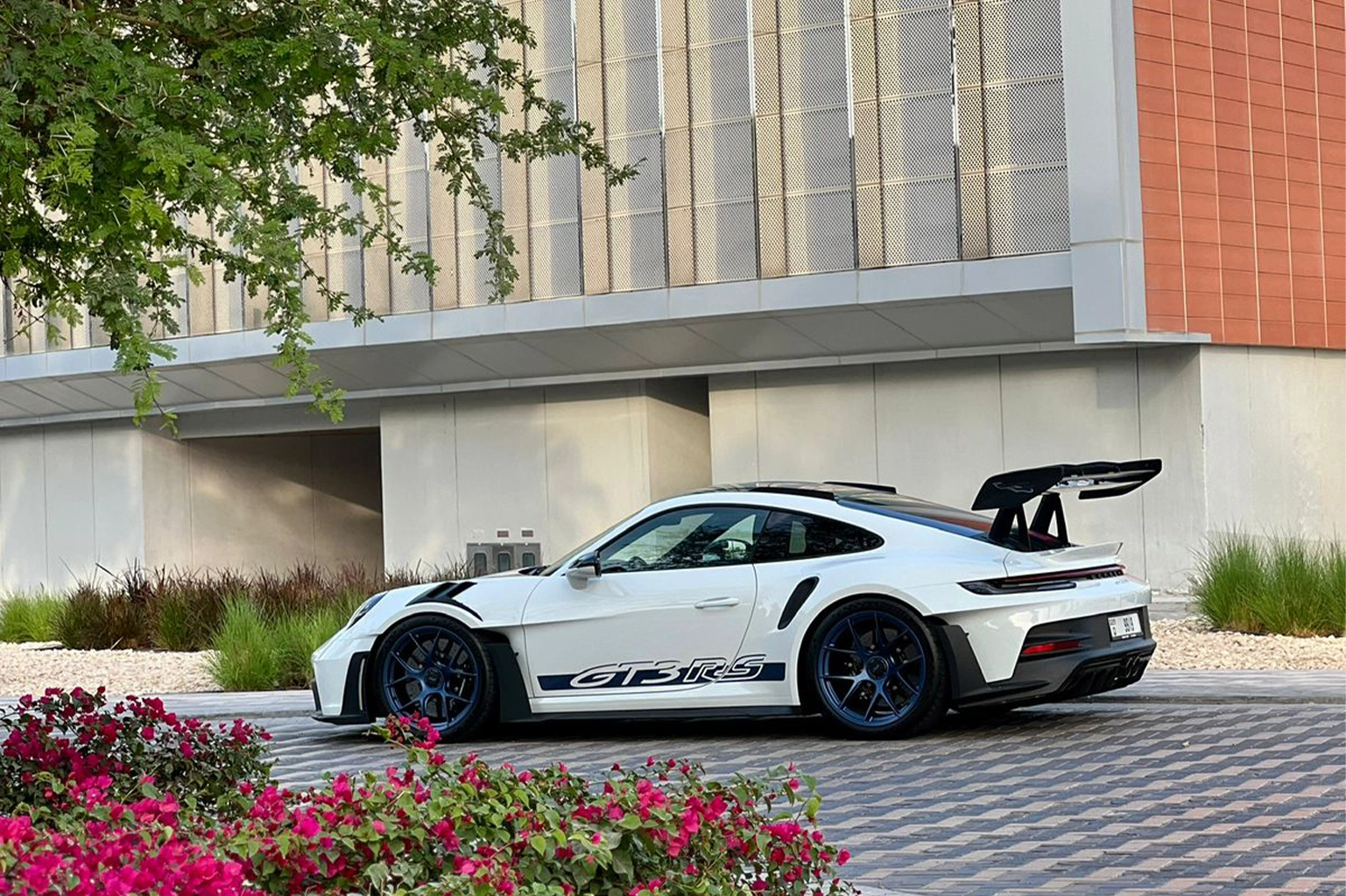 Porsche 911 GT3 RS for Rent in Dubai photo 3
