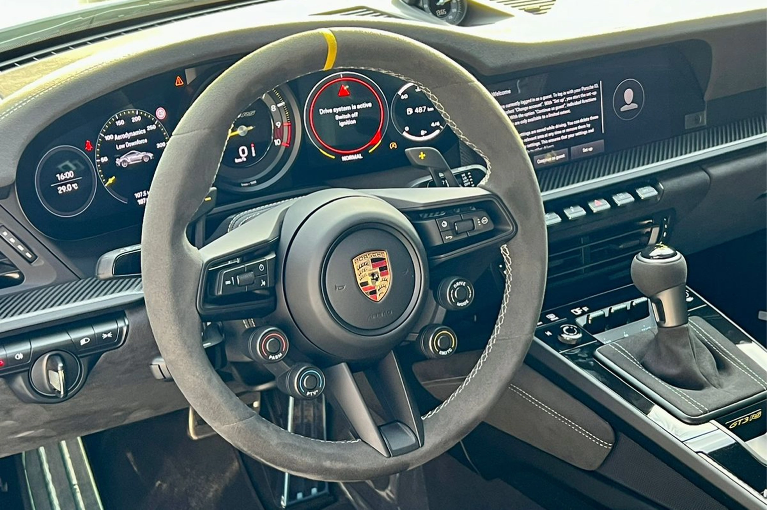 Porsche 911 GT3 RS for Rent in Dubai photo 4