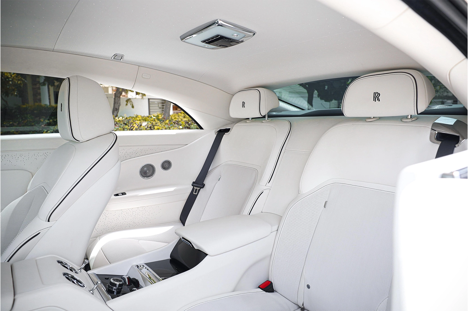 Rent a 2025 Rolls-Royce Spectre Black in Dubai photo 3