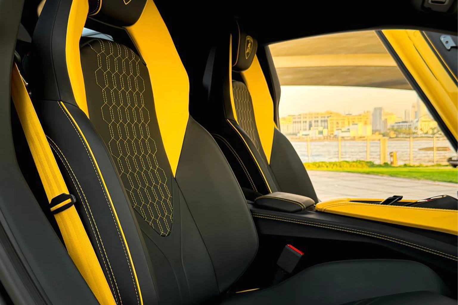 Lamborghini Revuelto Rental in Dubai photo 5