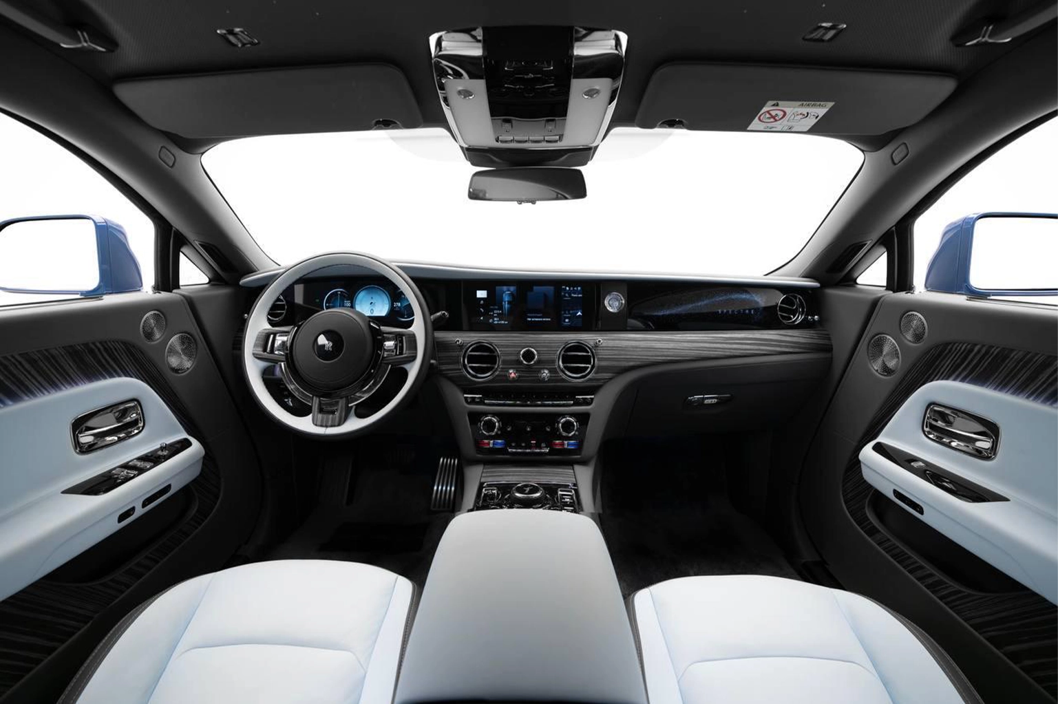 Rolls-Royce Spectre for Rent in Dubai photo 4
