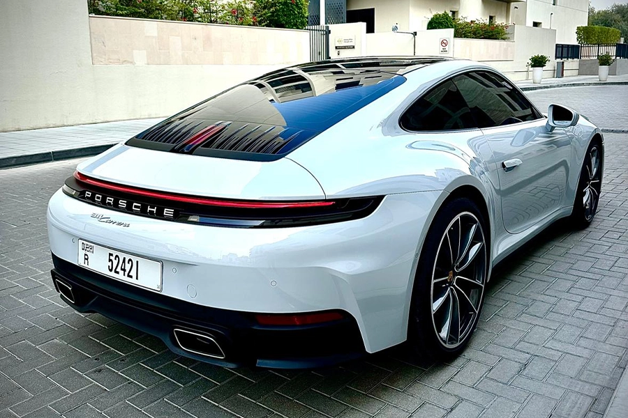 Rent a Porsche 911 Carrera White in Dubai photo 3