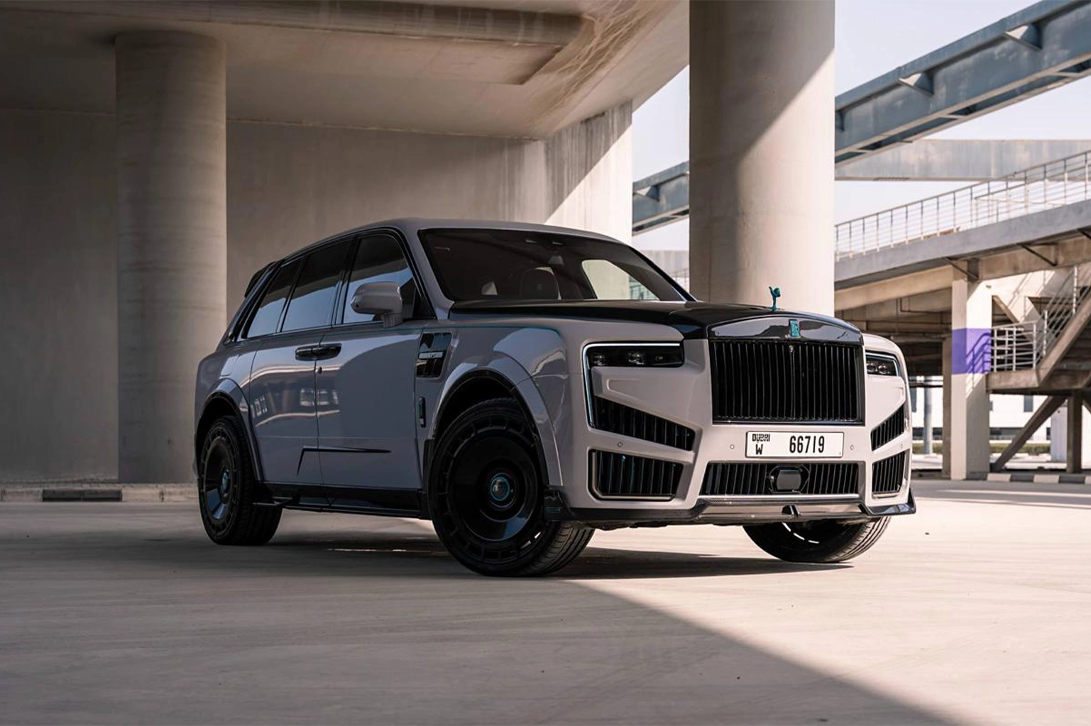 Rent Rolls-Royce Cullinan Nardo Grey in Dubai photo 3