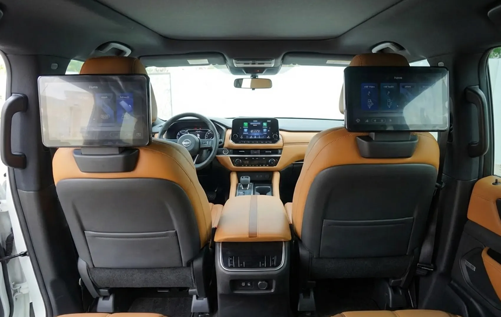 Rent a 2026 Nissan Magnite White in Dubai photo 4
