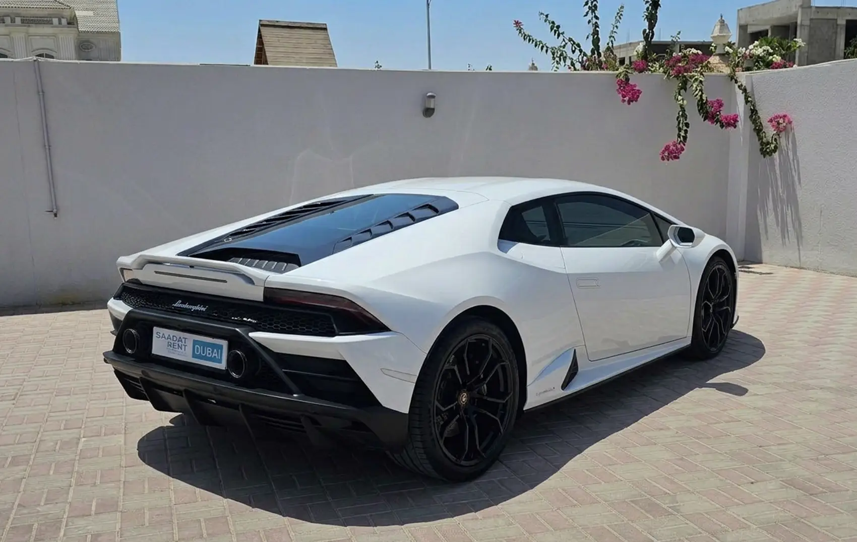 Lamborghini Huracan White Rental in Dubai photo 6